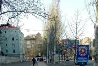 "Стыдно ходить на работу". Что происходит в больницах Луганска из-за COVID-19