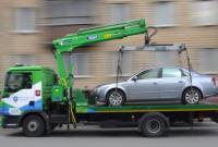 В Киеве будут эвакуировать припаркованные на велополосах автомобили