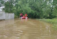 В Ивано-Франковской области из-за наводнения оказались заблокированными 300 человек