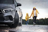 Похолодание и дожди. Советы по безопасному вождению осенью
