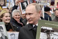 В Кремле заявили об участии Путина "так или иначе" в акции "Бессмертный полк"