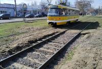 У Миколаєві пенсіонери побили водія трамвая після відмови везти більше 10 пасажирів У Миколаєві пенсіонери побили водія трамвая після відмови везти більше 10 пасажирів